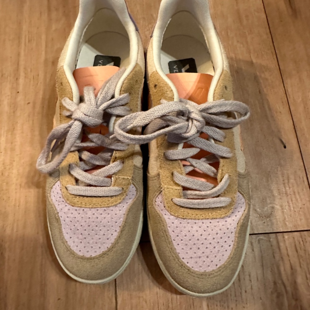 Veja Women’s Suede V-10 Sneakers in Multico-Peach Sz EUR 36 US 5 - Picture 3 of 4